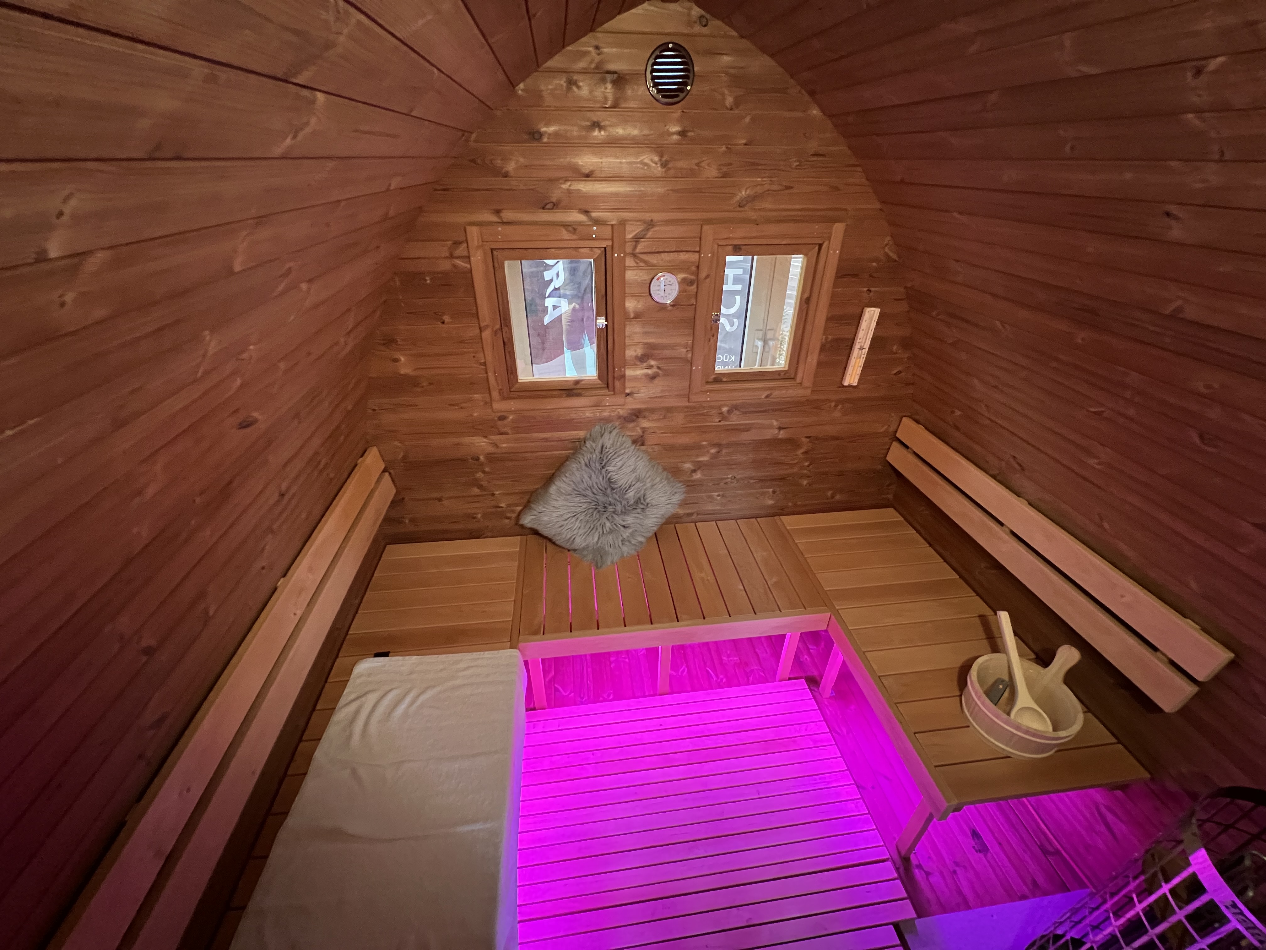 Fasssauna in Zeltform, 2,5 Meter, Harvia Cilindro, 9kW mit WiFi Control -Unser Bestseller-