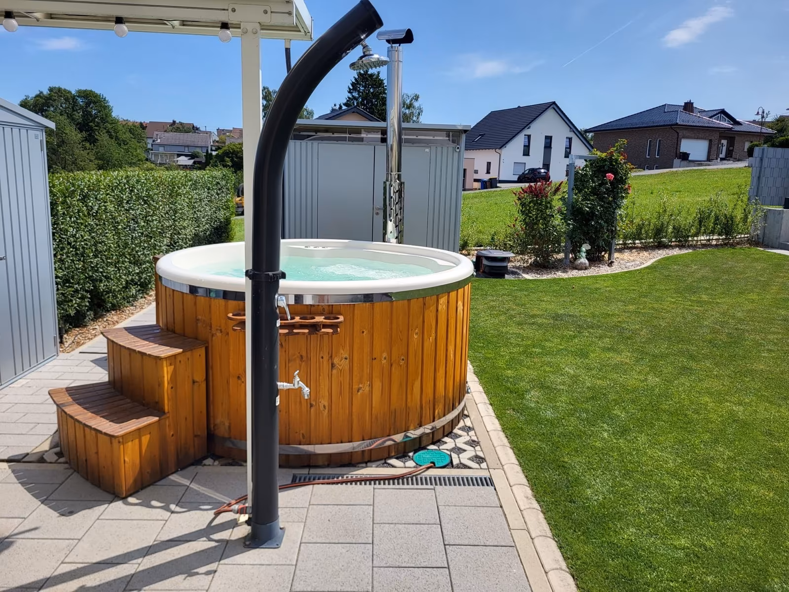 Premium Hot Tub „Relax Gold“ (Weiße Wanne) – unser Bestseller!