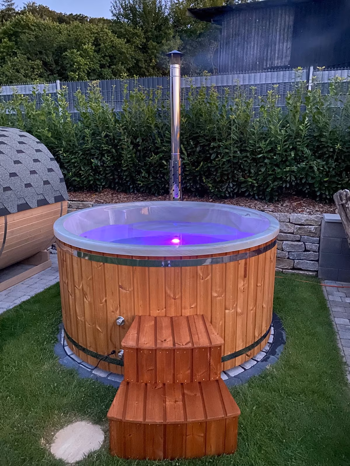 Premium Hot Tub „Relax Gold“ (Weiße Wanne) – unser Bestseller!