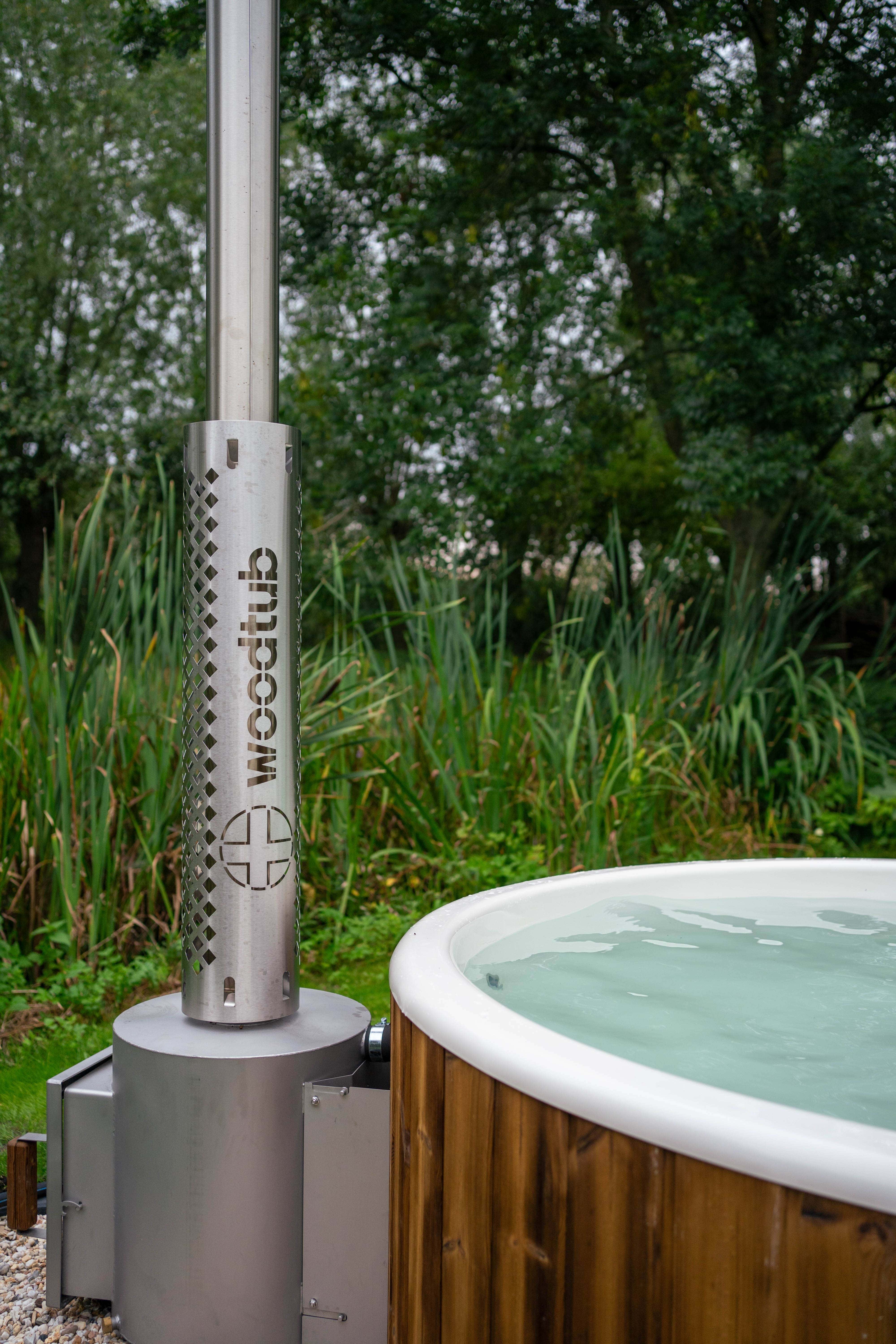 Der Woodtub – Exklusiver Outdoor Hot Tub aus Thermoholz & Fiberglas