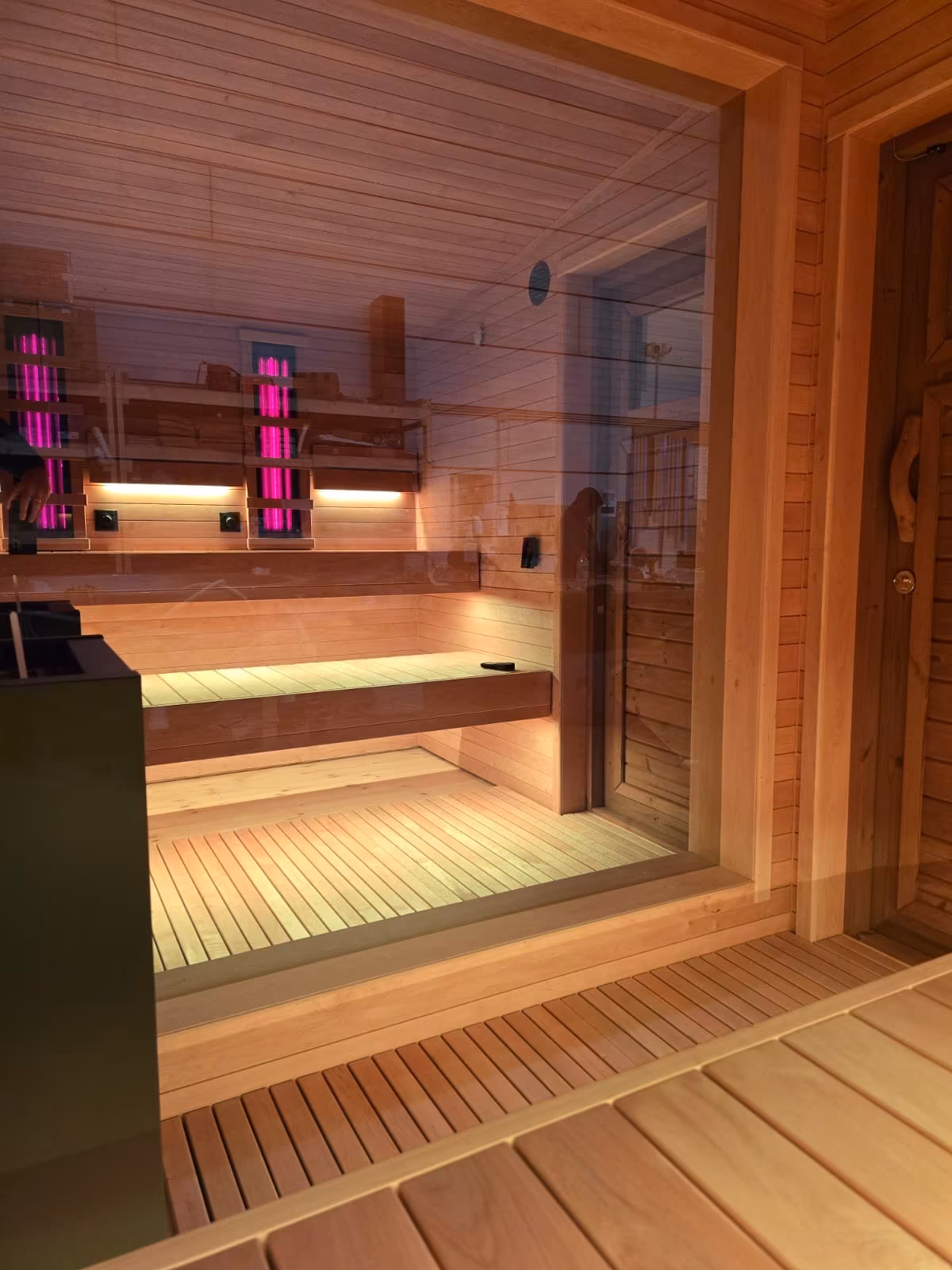 ✨ Traum-Sauna ✨ Harvia Vitra 10,8 kW & 2x 500W Infrarotstrahler