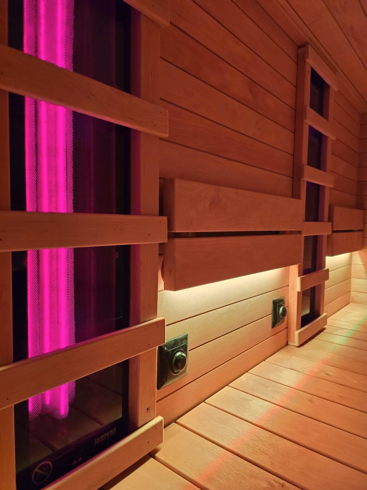 ✨ Traum-Sauna ✨ Harvia Vitra 10,8 kW & 2x 500W Infrarotstrahler