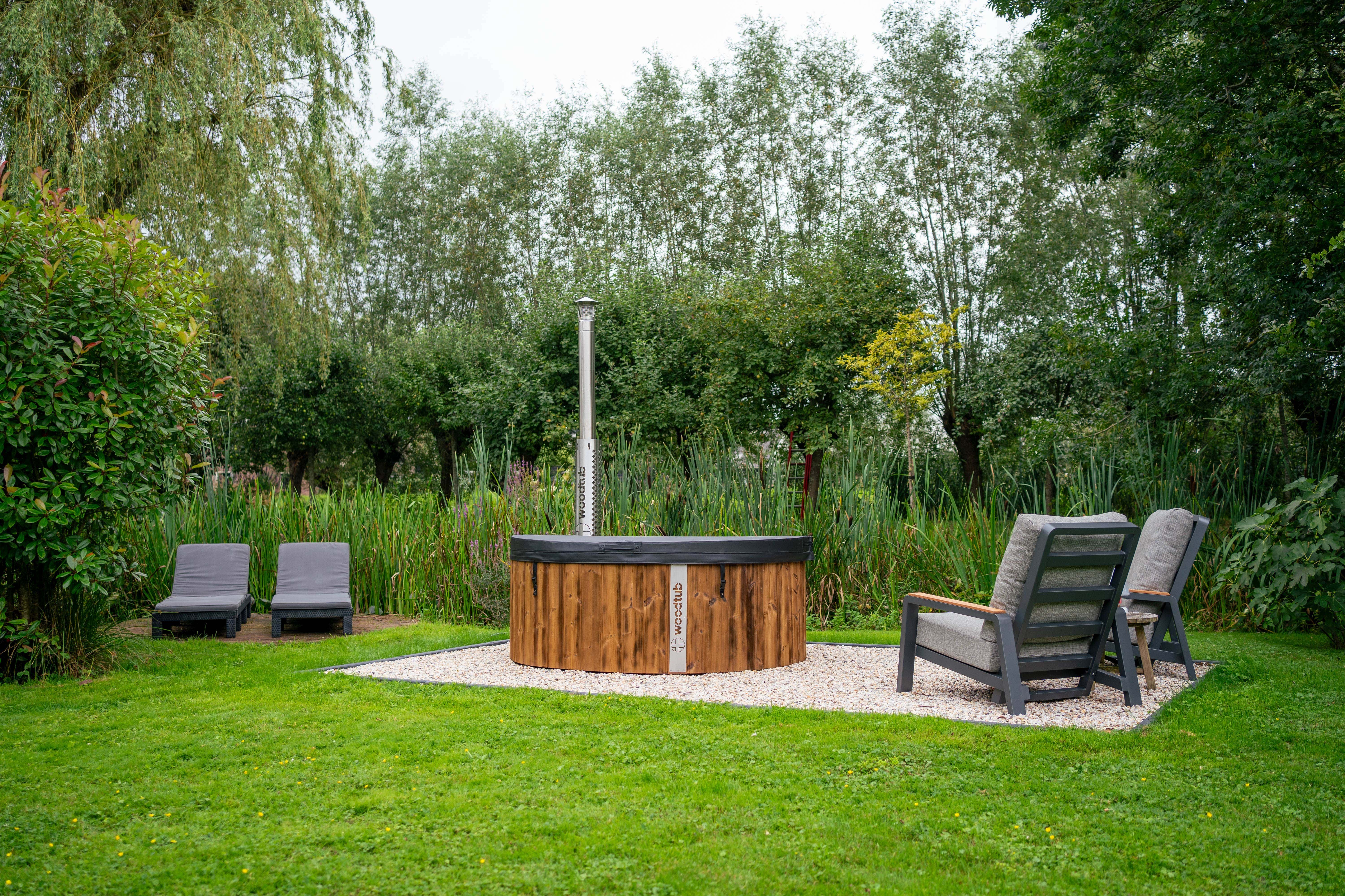 Der Woodtub – Exklusiver Outdoor Hot Tub aus Thermoholz & Fiberglas
