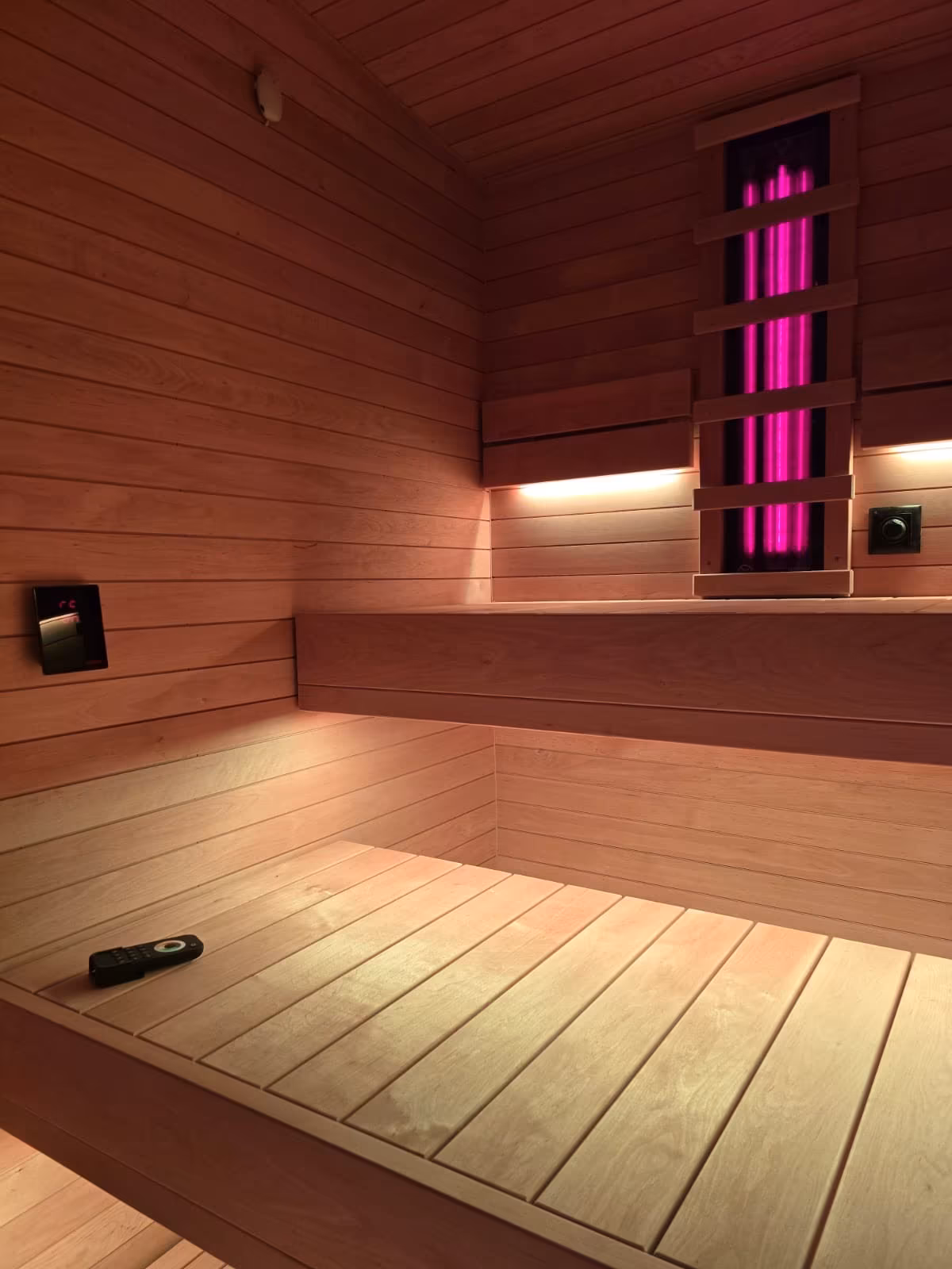 ✨ Traum-Sauna ✨ Harvia Vitra 10,8 kW & 2x 500W Infrarotstrahler