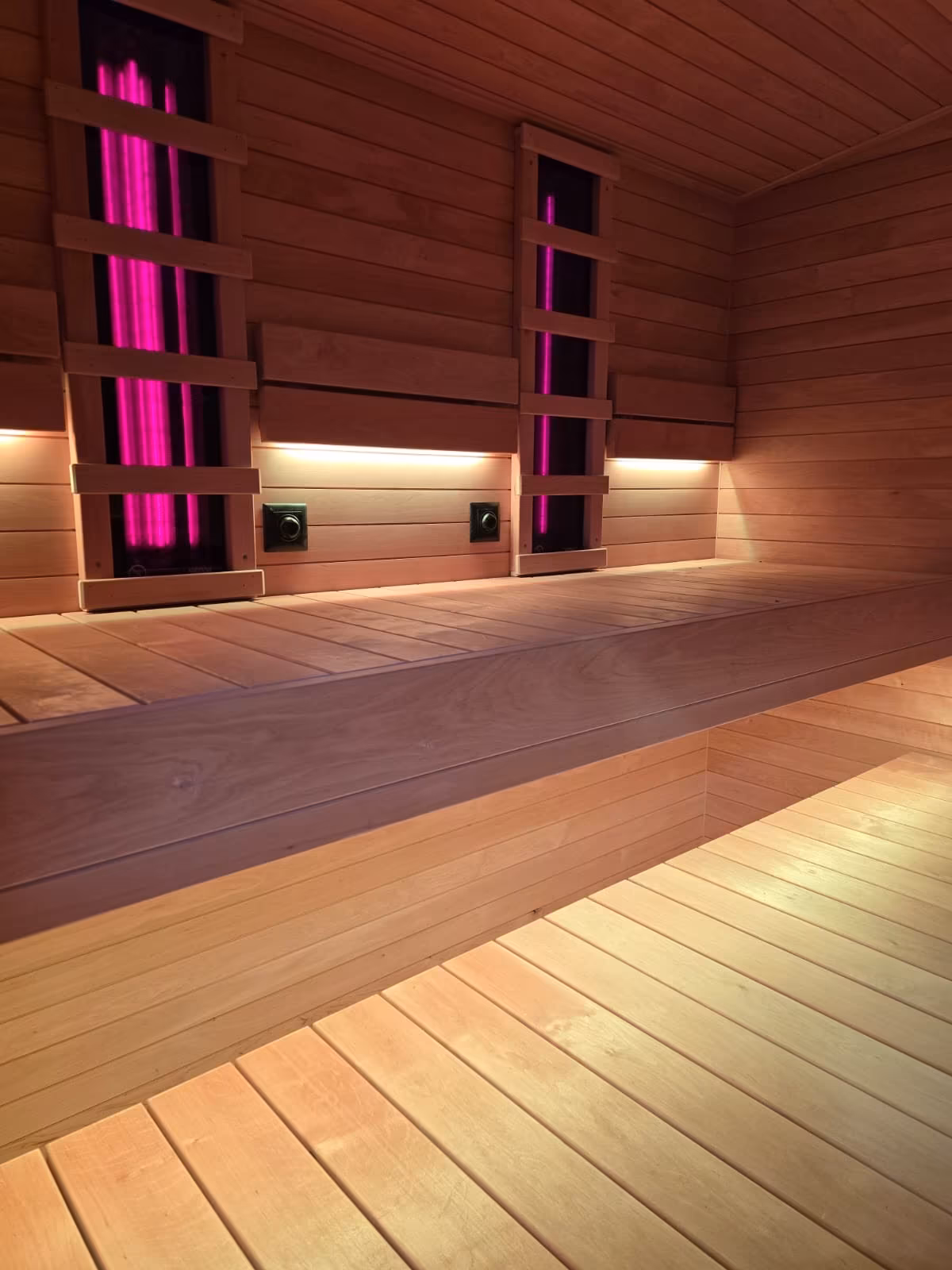 ✨ Traum-Sauna ✨ Harvia Vitra 10,8 kW & 2x 500W Infrarotstrahler